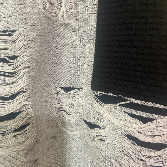 Beau Jours women's size 2 distressed destroyed mixed media textured boxy top EUC - Picture 7 of 7